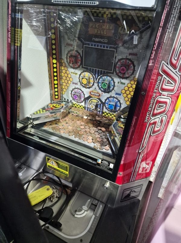 Pacman ball 1 player 2p Pusher machine - Image 3