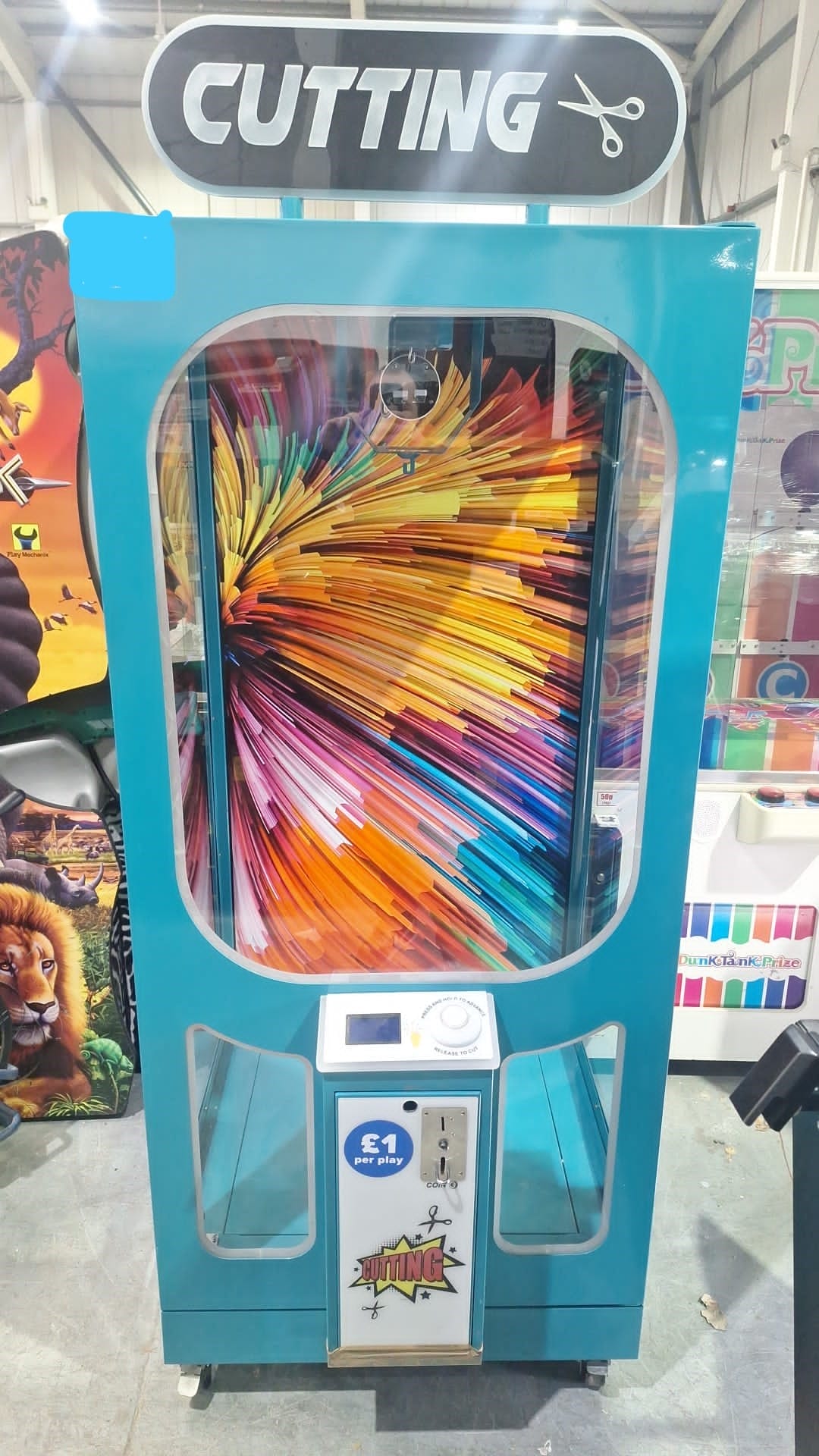 Giant Teddy Prize Crane Cutter Arcade game - Use your skill ! - Aztec Coin