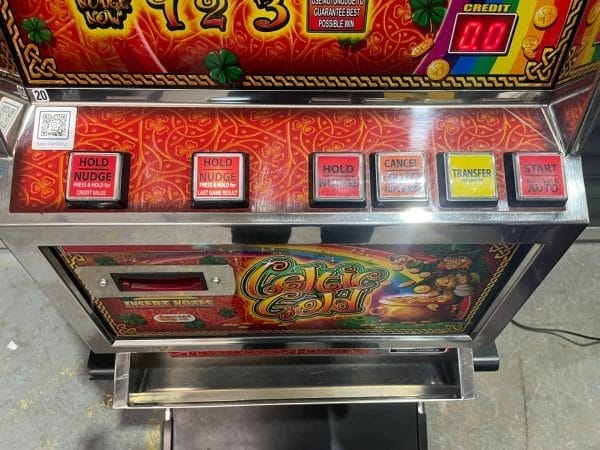 Celtic Gold £100 Jackpot Dome Top Arcade/Casino Machine - Image 7