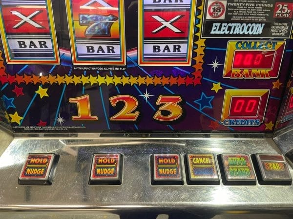 Magic 7 £25 Jackpot Dome Top Arcade/Casino Machine - Image 5